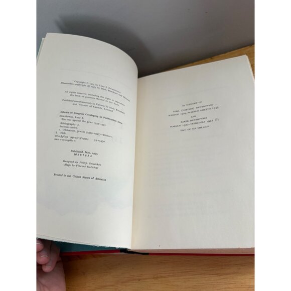 The War Against The Jews 1933-1945 By Lucy S. Dawidowicz Hardcover Book 1975 - Picture 12 of 16